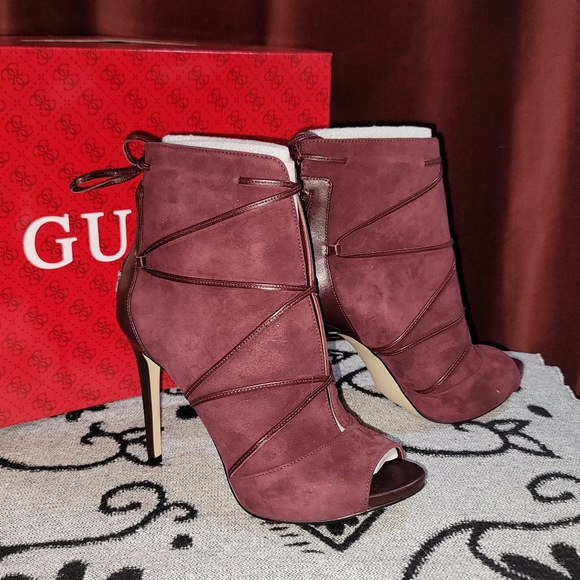 Guess Booties Size 8.5 - Picture 6 of 9